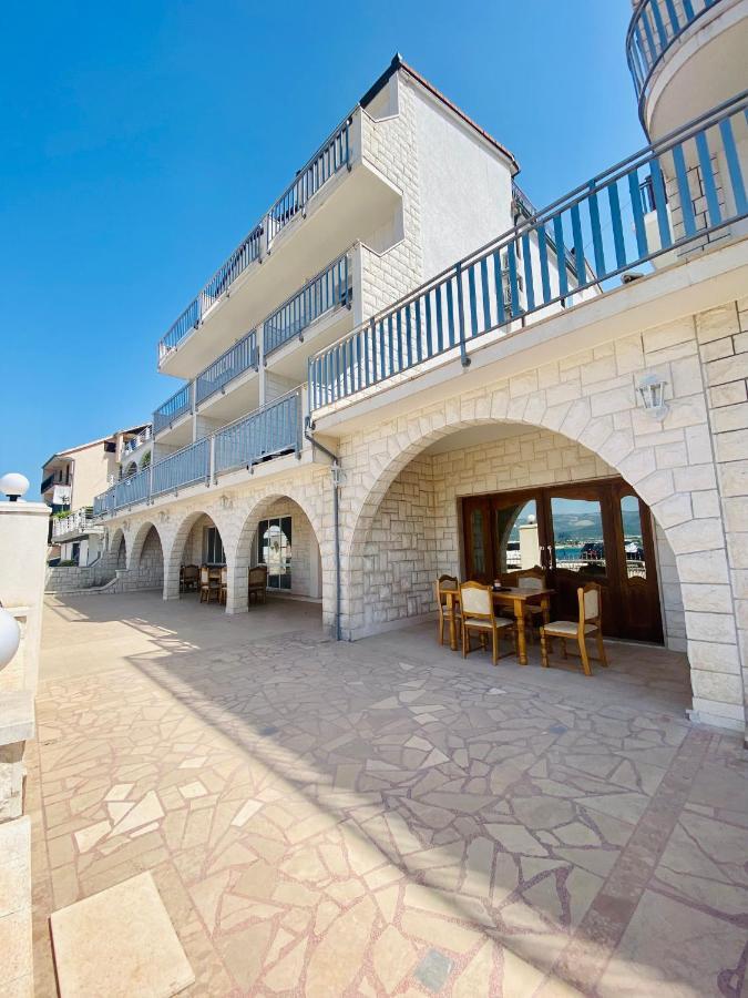 Hotel Buenavista Beach House Trogir Mastrinka Экстерьер фото