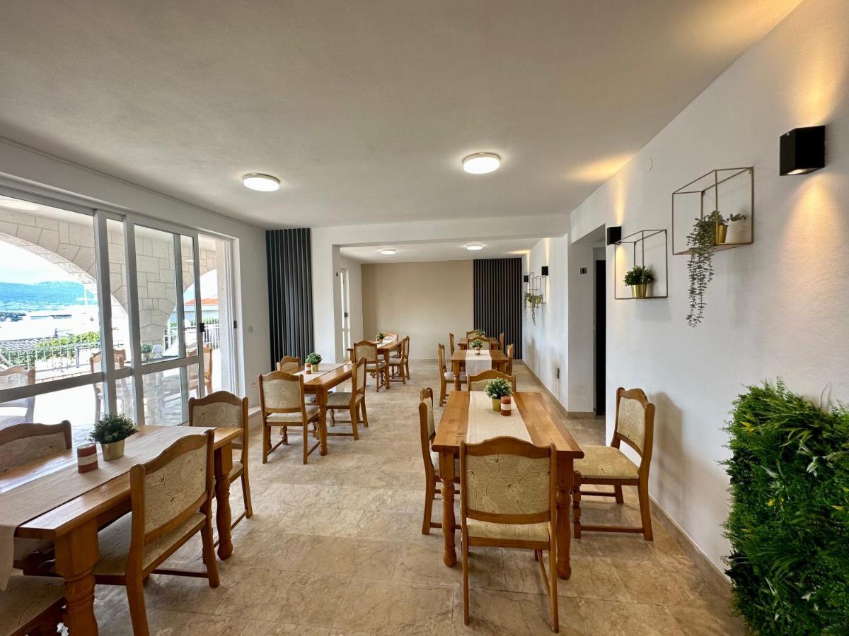 Hotel Buenavista Beach House Trogir Mastrinka Экстерьер фото